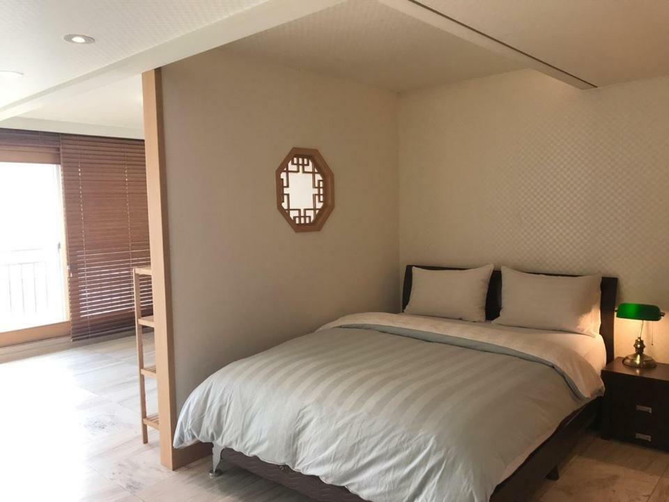 Gv Apartment Seoul